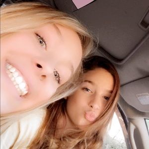 Meet your Posher, Julia